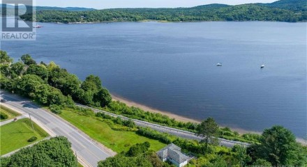 Residential - Single Family Home - Grand Bay-Westfield, Canada - Canada