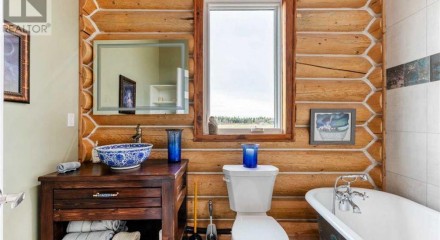 Residential - Single Family Home - Rural Mountain View County, Canada - Canada