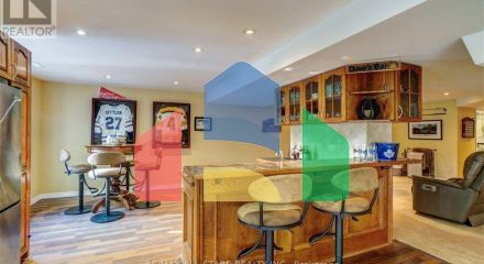 Residential - Single Family Home - Uxbridge, Canada - Canada