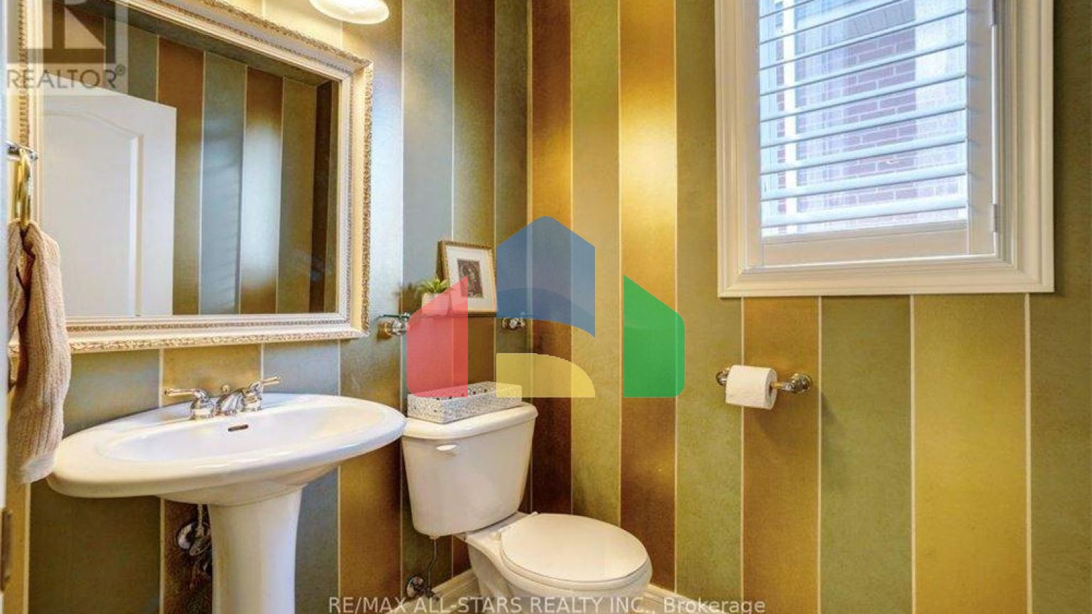 Residential - Single Family Home - Uxbridge, Canada - Canada