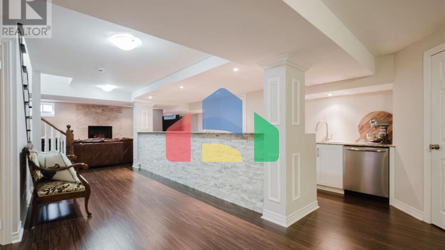 Residential - Single Family Home - Uxbridge, Canada - Canada