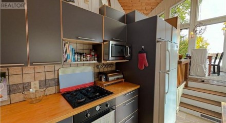 Residential - Single Family Home - Cambridge-Narrows, Canada - Canada