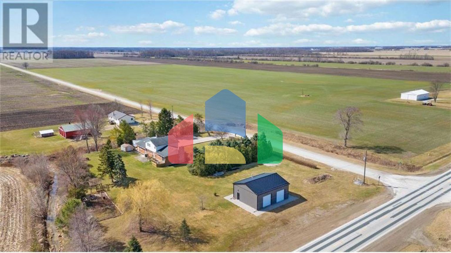 Residential - Single Family Home - Petrolia, Canada - Canada