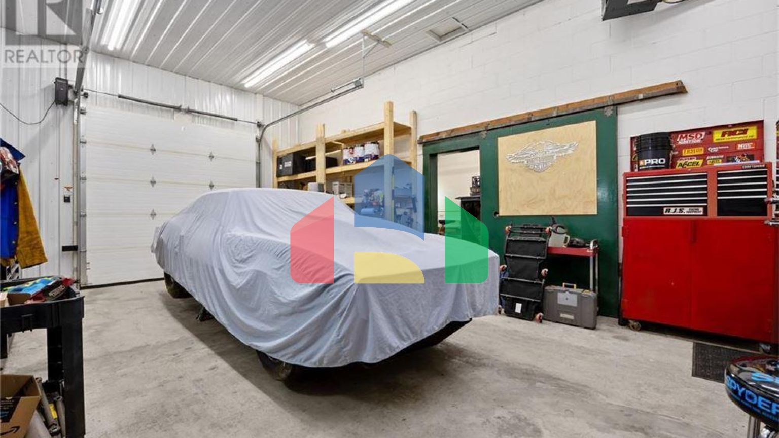 Residential - Single Family Home - Petrolia, Canada - Canada