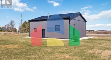 Residential - Single Family Home - Petrolia, Canada - Canada Residential - Single Family Home - Petrolia, Canada - Canada