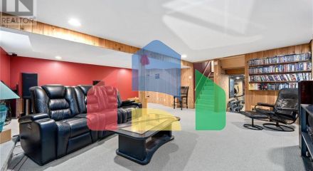 Residential - Single Family Home - Petrolia, Canada - Canada Residential - Single Family Home - Petrolia, Canada - Canada