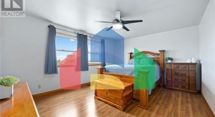 Residential - Single Family Home - Petrolia, Canada - Canada Residential - Single Family Home - Petrolia, Canada - Canada