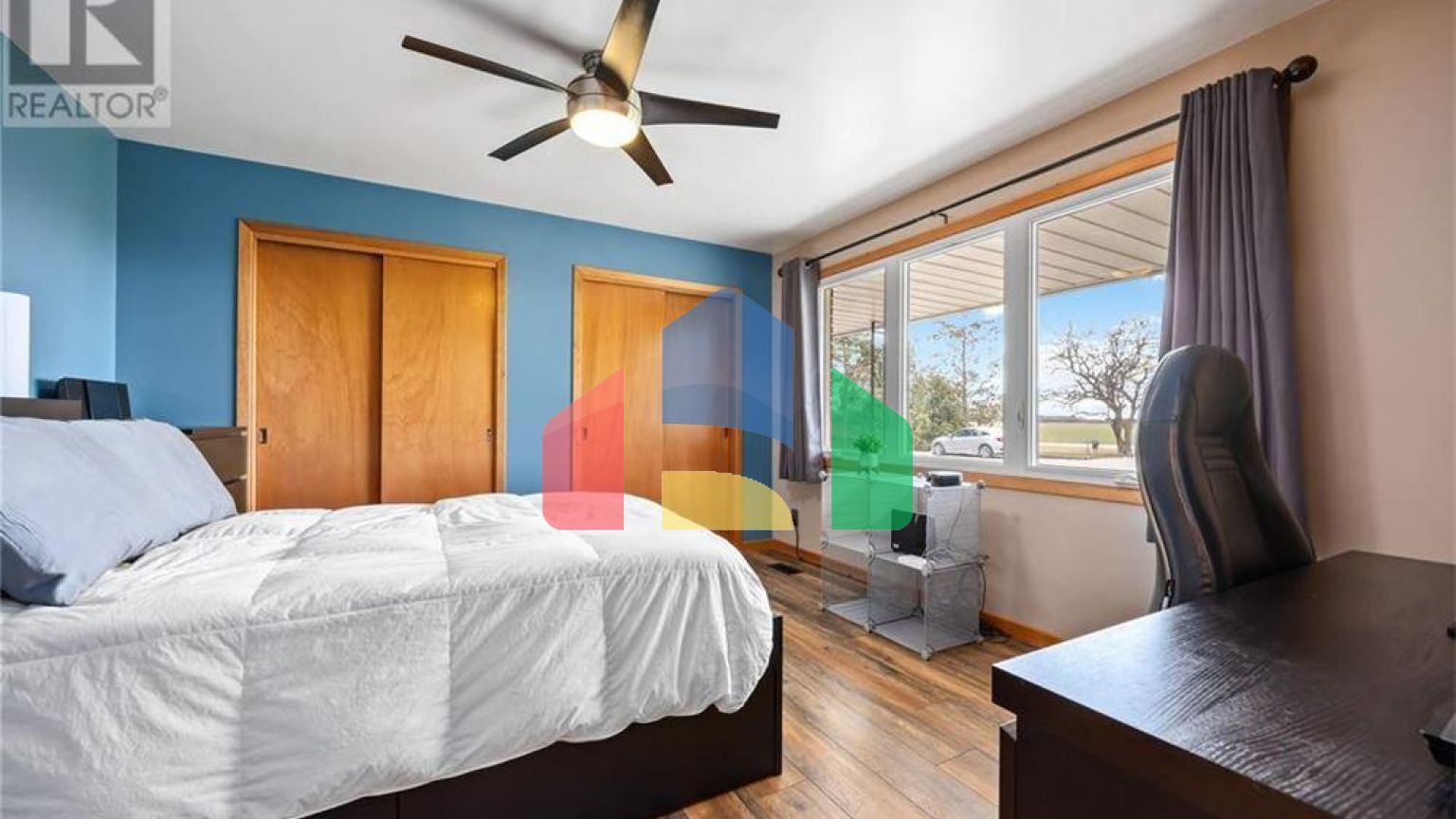 Residential - Single Family Home - Petrolia, Canada - Canada