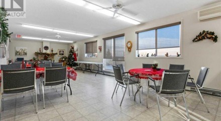 Residential - Condo/Apartment - Camrose, Canada - Canada