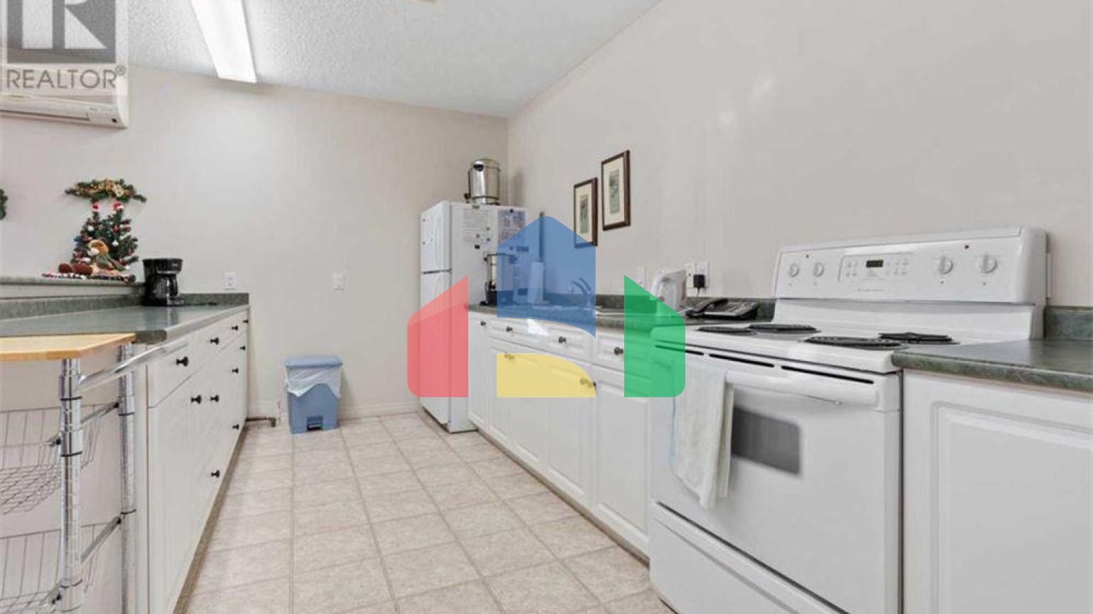 Residential - Condo/Apartment - Camrose, Canada - Canada