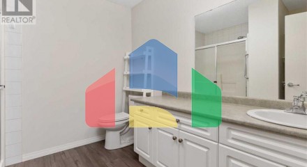 Residential - Condo/Apartment - Camrose, Canada - Canada