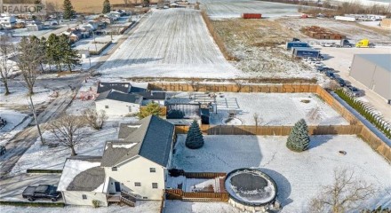 Residential - Single Family Home - Ruthven, Canada - Canada