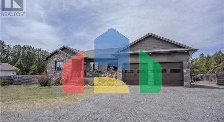 Residential - Single Family Home - Lyn, Canada - Canada Residential - Single Family Home - Lyn, Canada - Canada