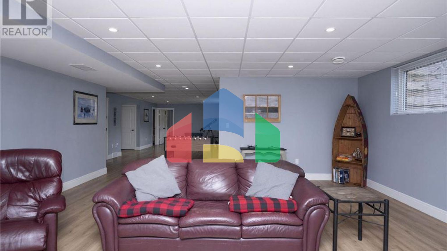 Residential - Single Family Home - Lyn, Canada - Canada