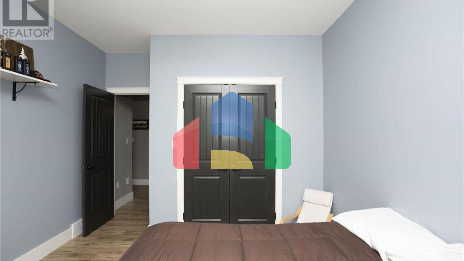 Residential - Single Family Home - Lyn, Canada - Canada