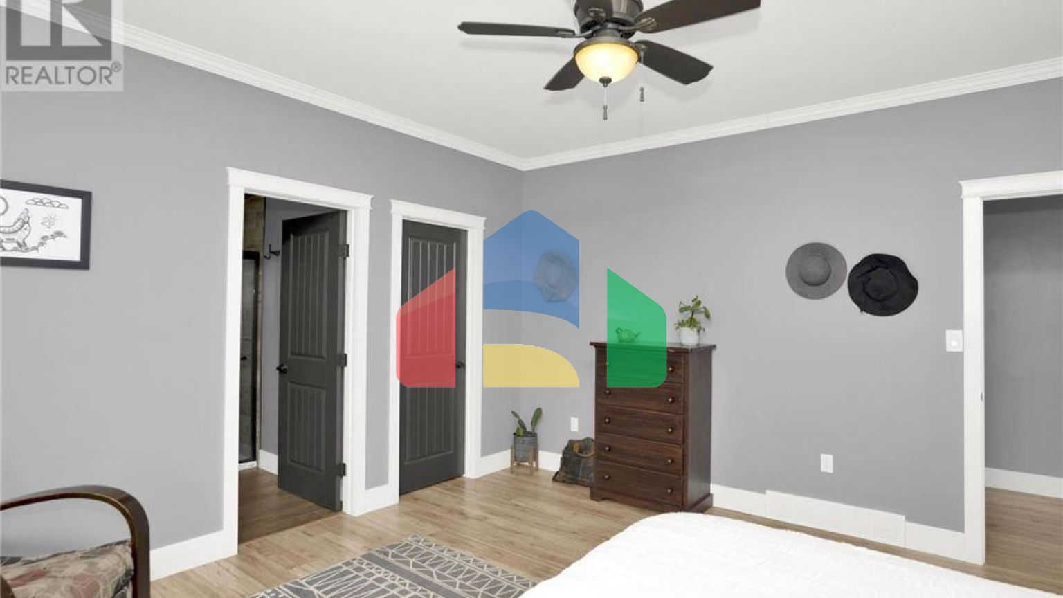 Residential - Single Family Home - Lyn, Canada - Canada