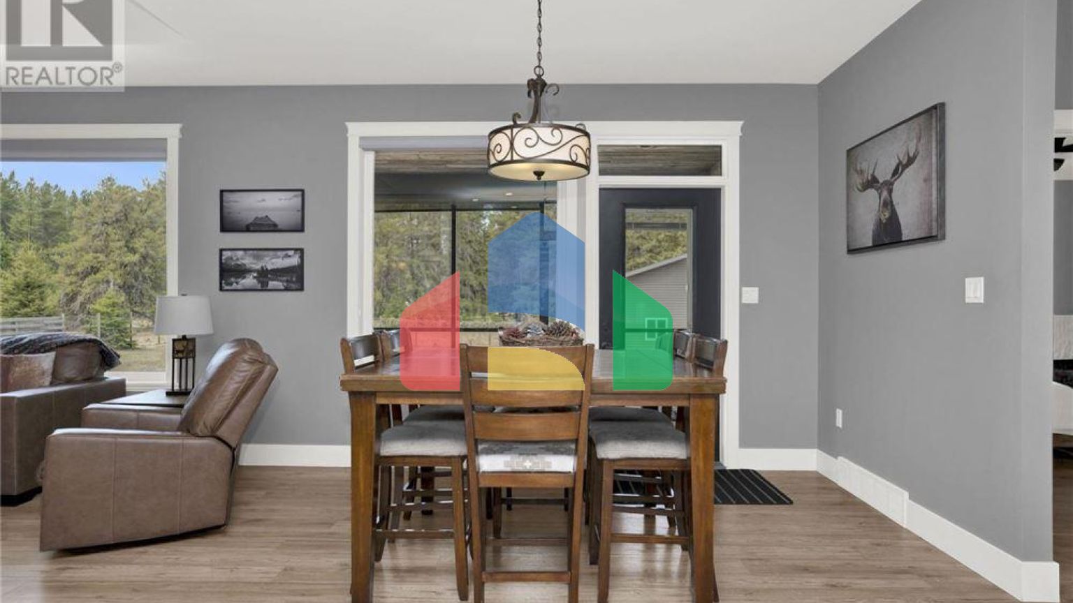 Residential - Single Family Home - Lyn, Canada - Canada