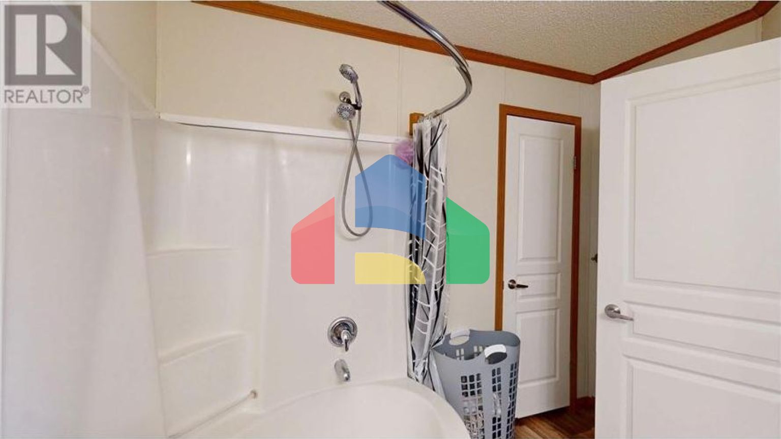 Residential - Single Family Home - Elkford, Canada - Canada