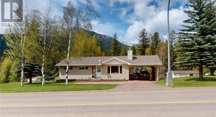 Residential - Single Family Home - Elkford, Canada - Canada