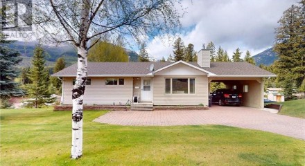 Residential - Single Family Home - Elkford, Canada - Canada