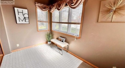 Residential - Single Family Home - Kenora, Canada - Canada