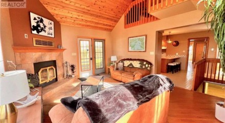 Residential - Single Family Home - Kenora, Canada - Canada