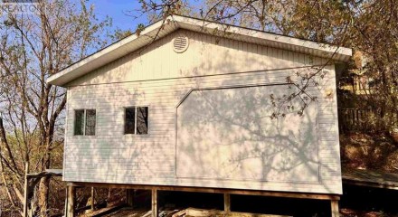 Residential - Single Family Home - Kenora, Canada - Canada