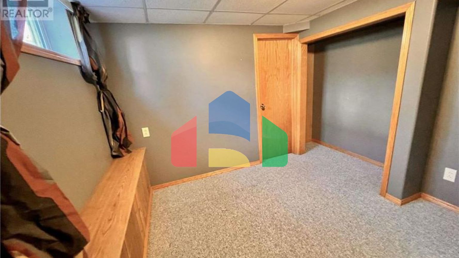 Residential - Single Family Home - Kenora, Canada - Canada