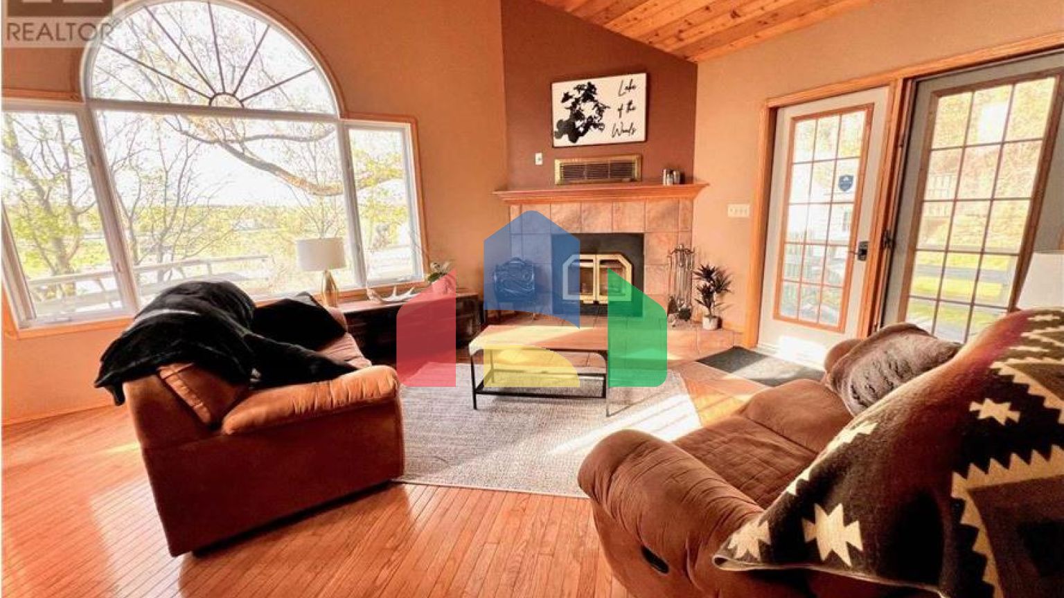 Residential - Single Family Home - Kenora, Canada - Canada