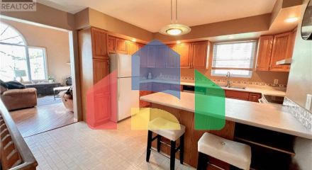 Residential - Single Family Home - Kenora, Canada - Canada