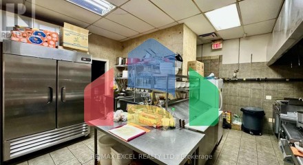 Commercial - Commercial/Retail - Aurora, Canada - Canada