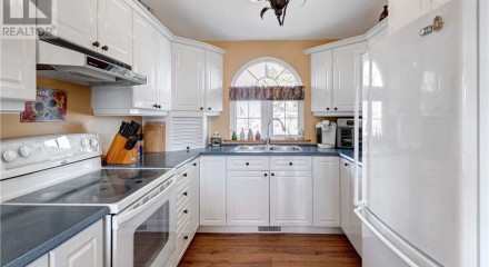 Residential - Single Family Home - Chelmsford, Canada - Canada