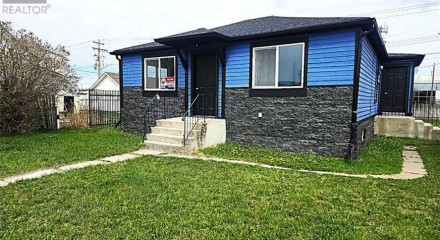 Residential - Single Family Home - Didsbury, Canada - Canada