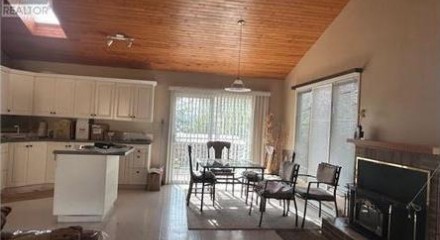 Residential - Single Family Home - Buffalo Pound Lake, Canada - Canada