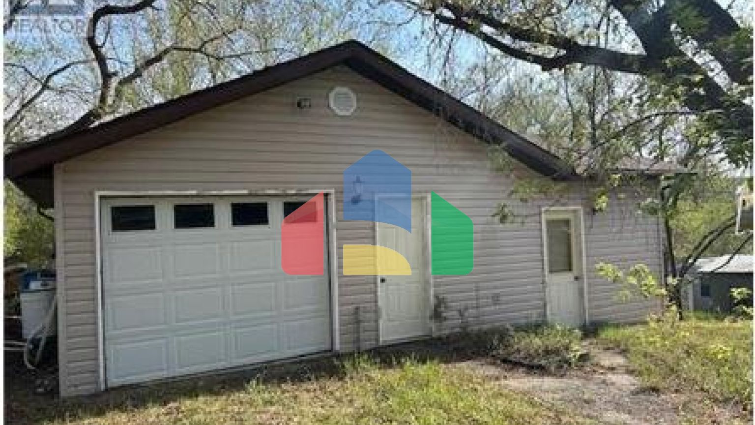 Residential - Single Family Home - Buffalo Pound Lake, Canada - Canada