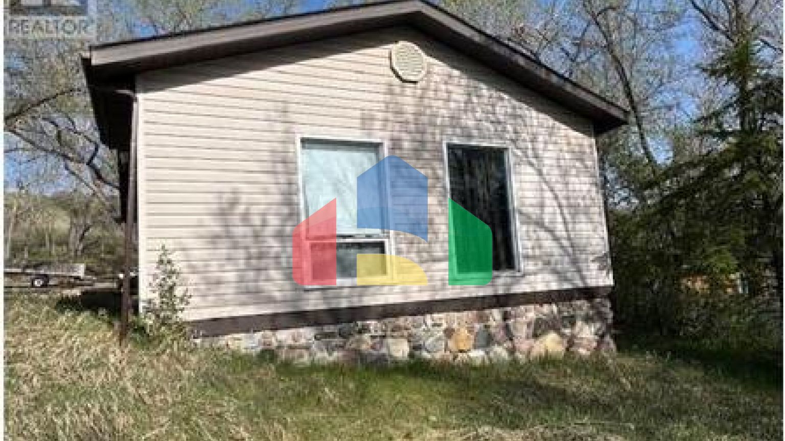 Residential - Single Family Home - Buffalo Pound Lake, Canada - Canada
