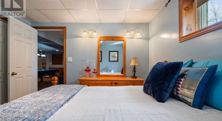 Residential - Single Family Home - Southgate, Canada - Canada