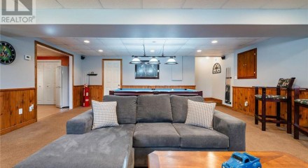Residential - Single Family Home - Southgate, Canada - Canada