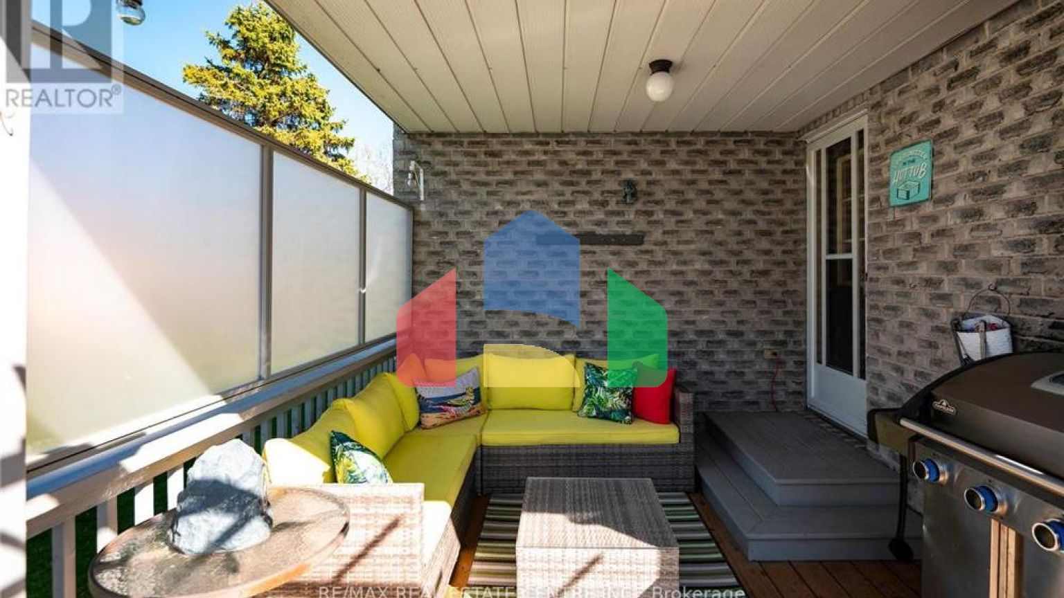 Residential - Single Family Home - Southgate, Canada - Canada