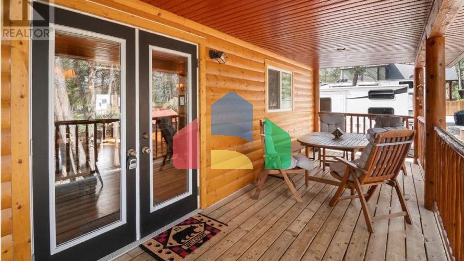 Residential - Single Family Home - Edgewater, Canada - Canada