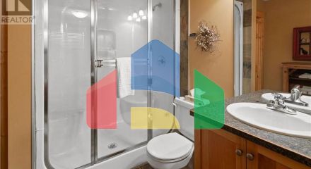 Residential - Single Family Home - Edgewater, Canada - Canada