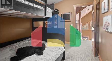 Residential - Single Family Home - Edgewater, Canada - Canada