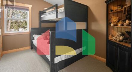 Residential - Single Family Home - Edgewater, Canada - Canada