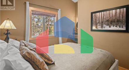 Residential - Single Family Home - Edgewater, Canada - Canada