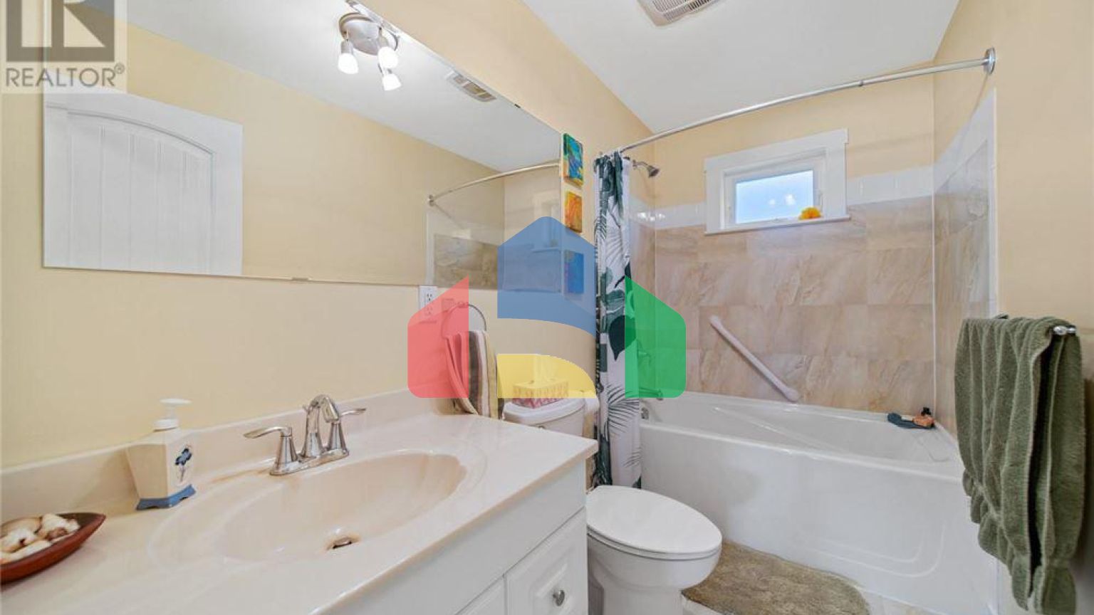 Residential - Single Family Home - Chemainus, Canada - Canada