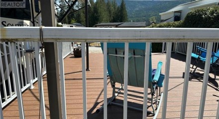 Residential - Condo/Apartment - Balfour, Canada - Canada