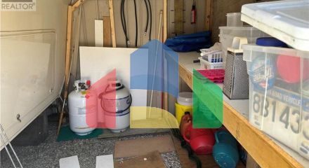 Residential - Condo/Apartment - Balfour, Canada - Canada