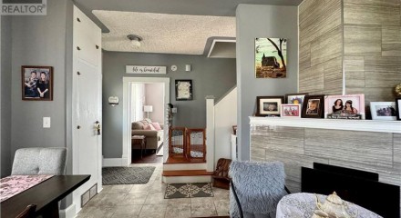 Residential - Single Family Home - Yorkton, Canada - Canada