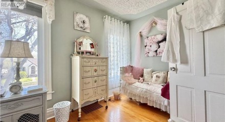 Residential - Single Family Home - Yorkton, Canada - Canada