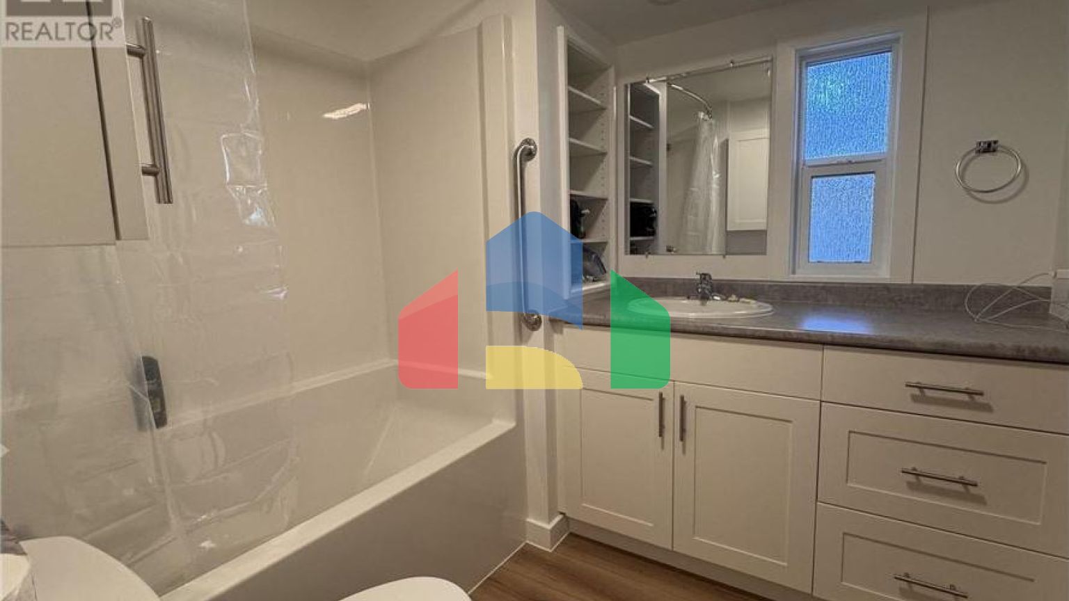 Residential - Single Family Home - Terrace, Canada - Canada